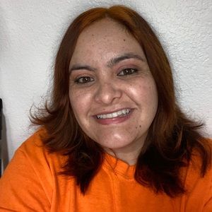 Meet your Posher, Ceida